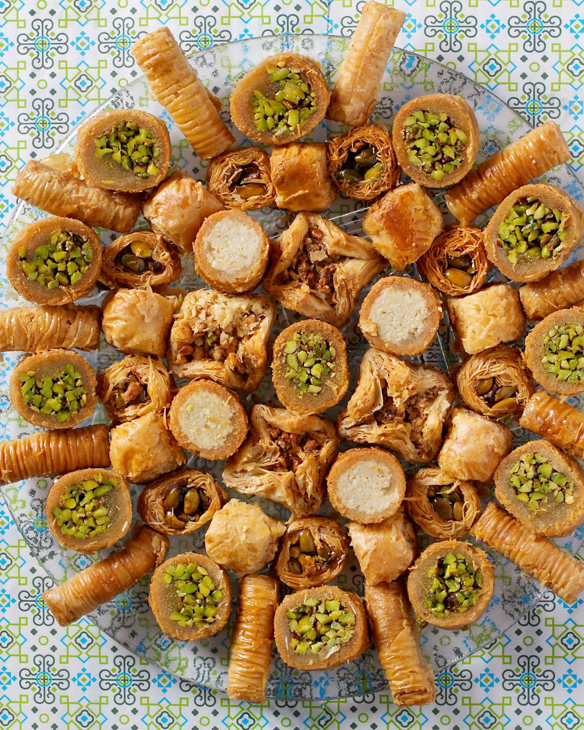 Al Bohsali Baklava Pistachio Cashew Assortment